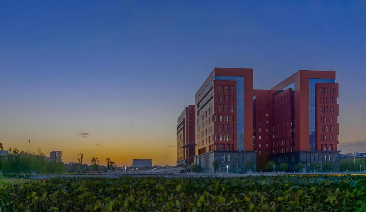 江西科技师范大学