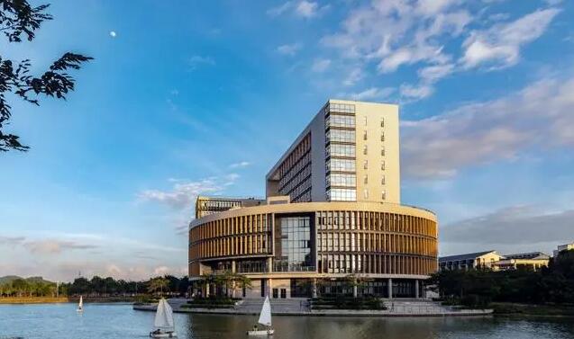 海南热带海洋学院