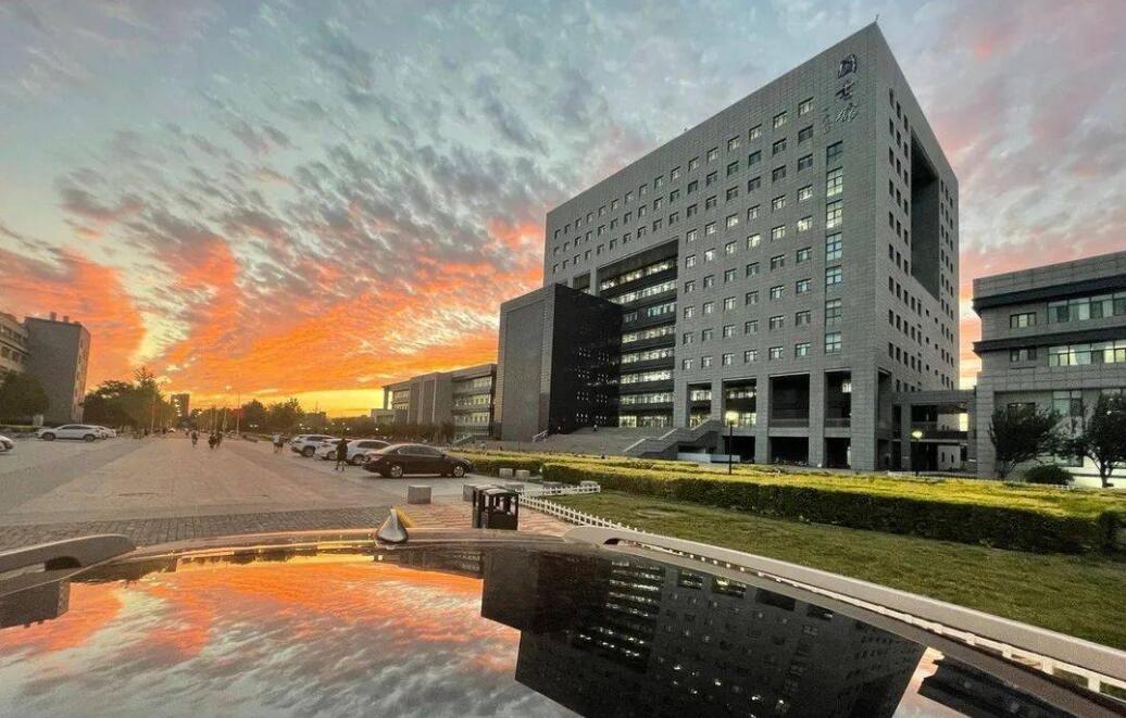 天津师范大学